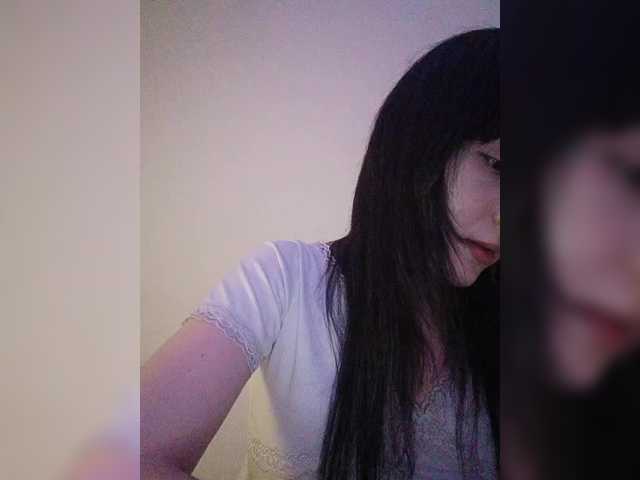 KRISTARI live cam on BongaCams