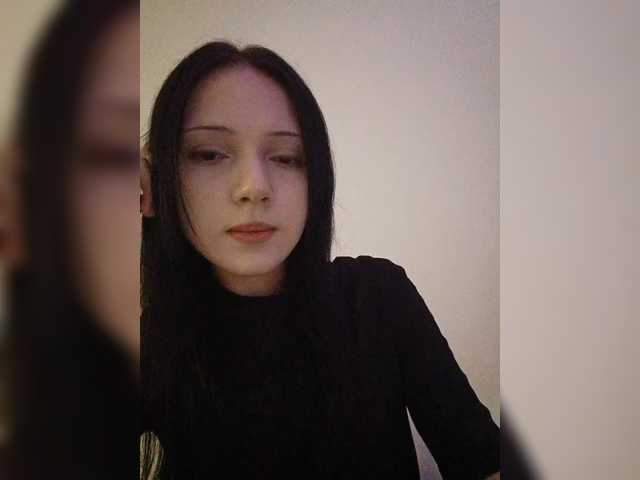 KRISTARI live cam on BongaCams