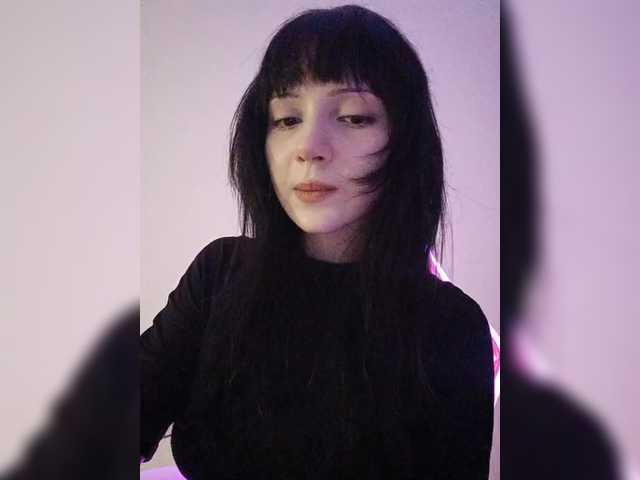 KRISTARI live cam on BongaCams