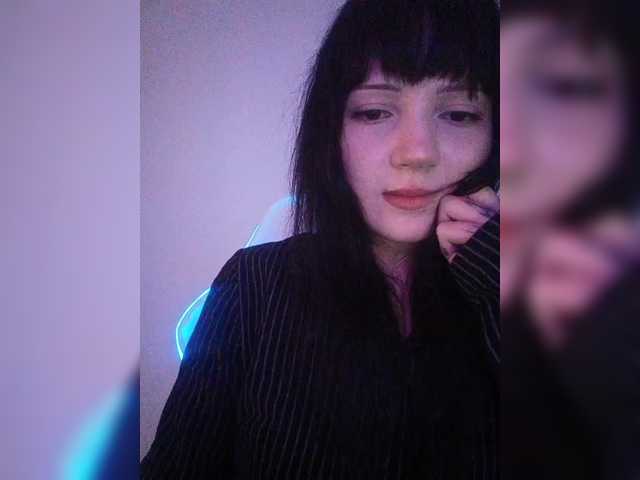 KRISTARI live cam on BongaCams