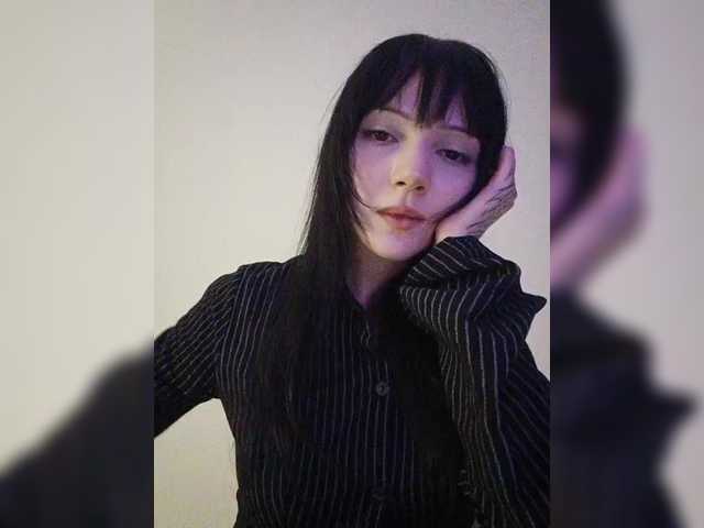 KRISTARI live cam on BongaCams