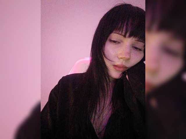 KRISTARI live cam on BongaCams