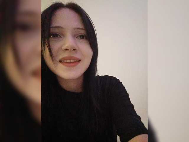 KRISTARI live webcam show