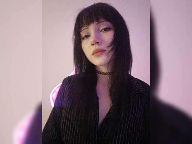KRISTARI live cam on BongaCams