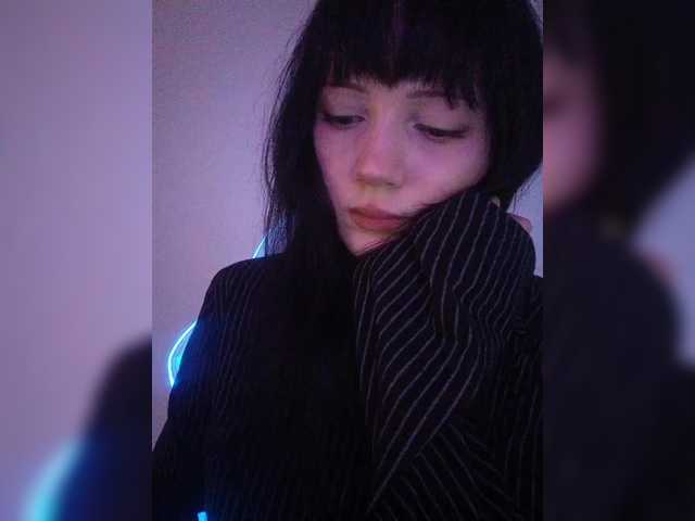 KRISTARI live cam on BongaCams