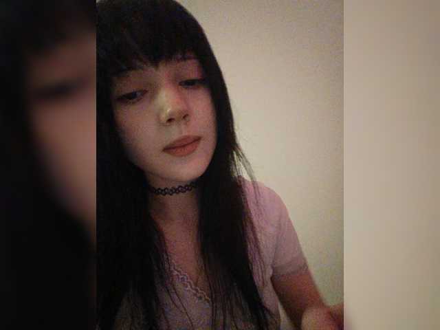 KRISTARI live cam on BongaCams