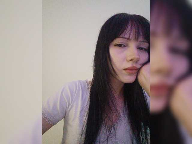KRISTARI live cam on BongaCams