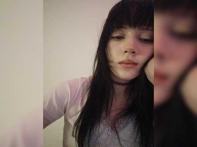 KRISTARI live cam on BongaCams
