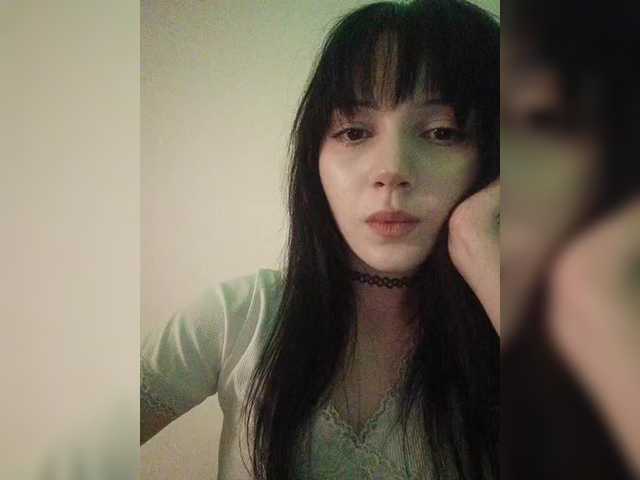KRISTARI live cam on BongaCams