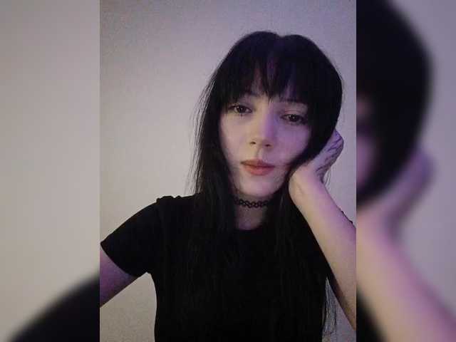 KRISTARI live cam on BongaCams