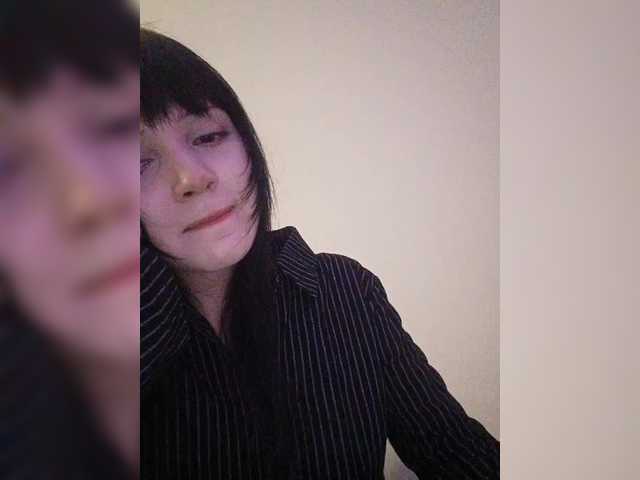 KRISTARI live cam on BongaCams