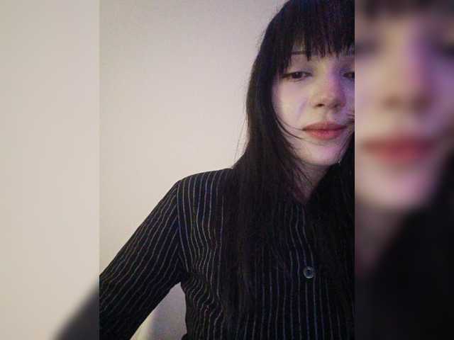 KRISTARI live cam on BongaCams