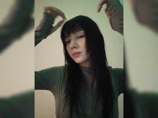 KRISTARI live cam on BongaCams
