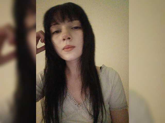 KRISTARI live cam on BongaCams