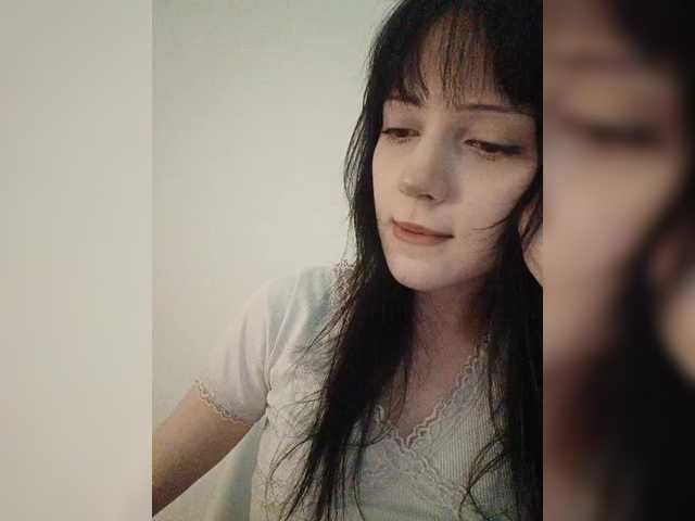KRISTARI live webcam show
