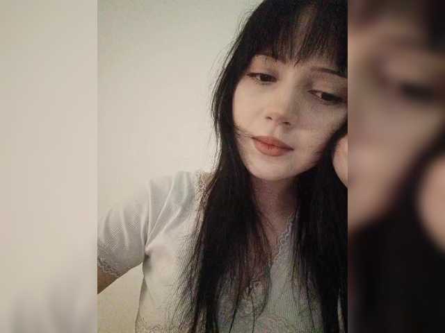 KRISTARI live cam on BongaCams