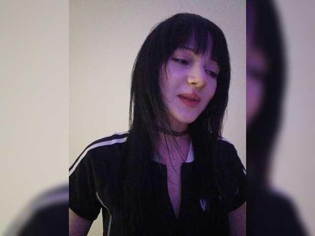KRISTARI live cam on BongaCams