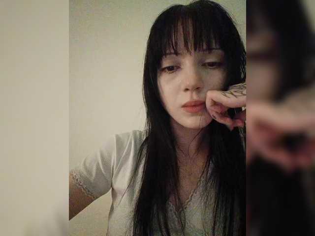 KRISTARI live webcam show