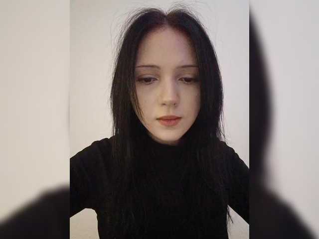 KRISTARI live webcam show