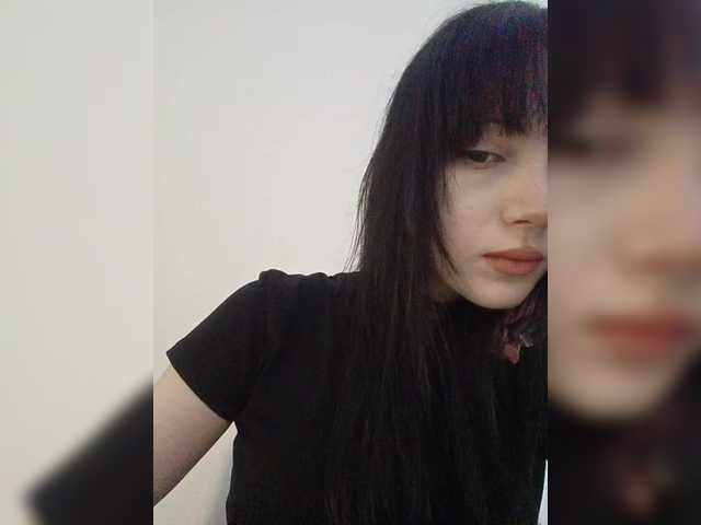 KRISTARI live webcam show