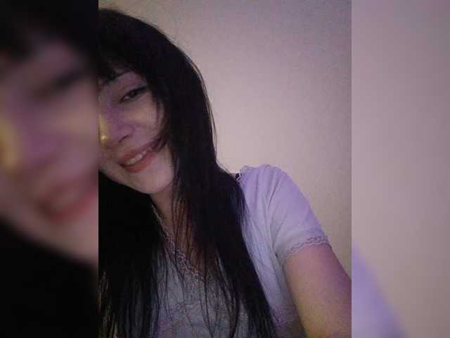 KRISTARI live cam on BongaCams