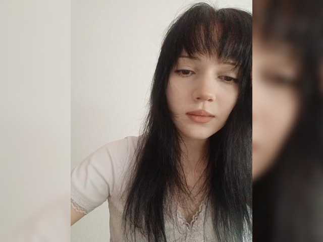KRISTARI live webcam show