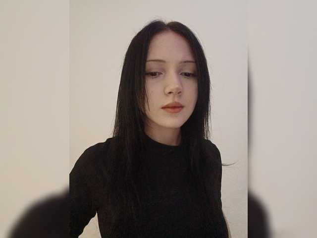 KRISTARI live webcam show