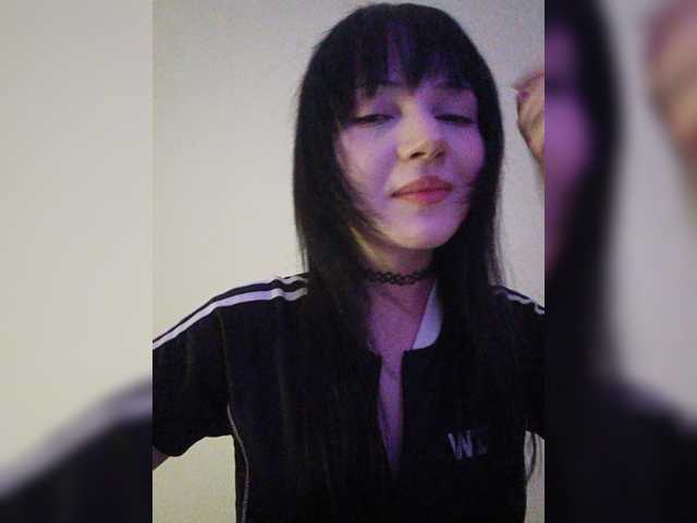 KRISTARI live cam on BongaCams