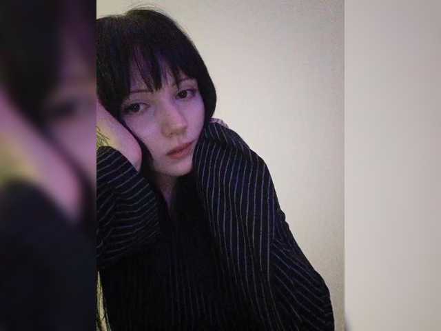 KRISTARI live cam on BongaCams