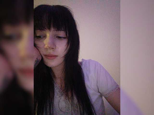 KRISTARI live cam on BongaCams