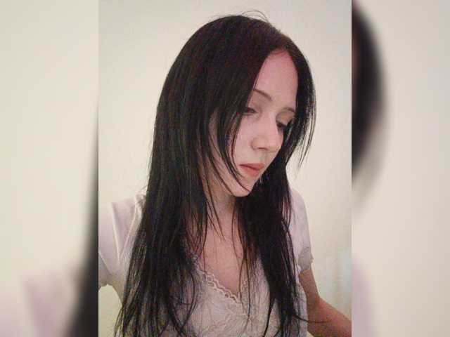 KRISTARI live cam on BongaCams