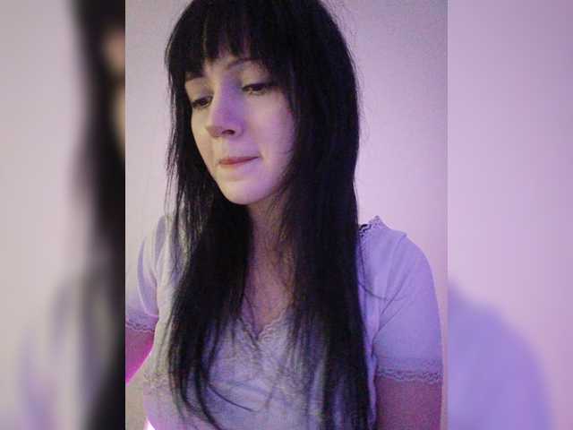 KRISTARI live cam on BongaCams