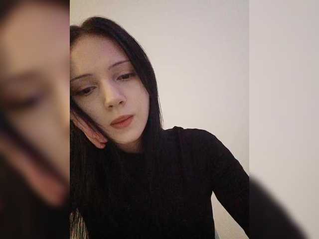 KRISTARI live cam on BongaCams