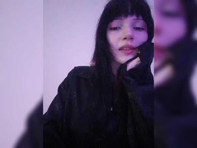 KRISTARI live cam on BongaCams