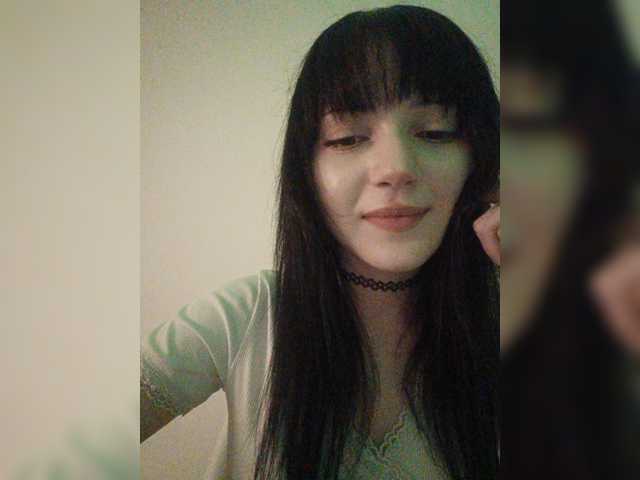 KRISTARI live cam on BongaCams