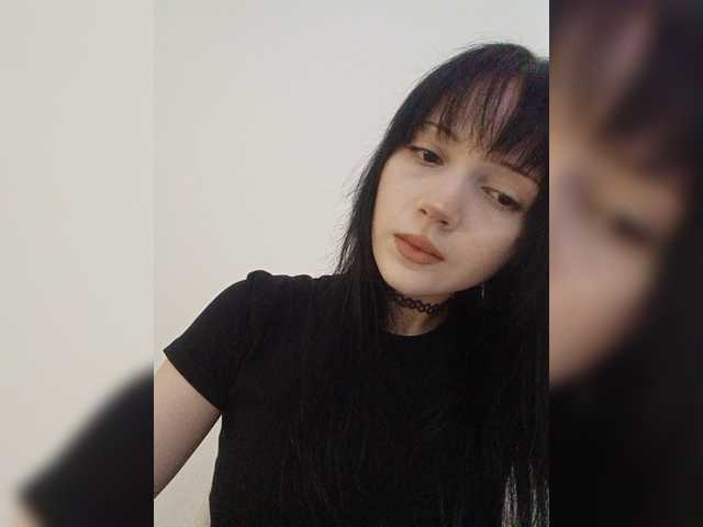 KRISTARI live cam on BongaCams