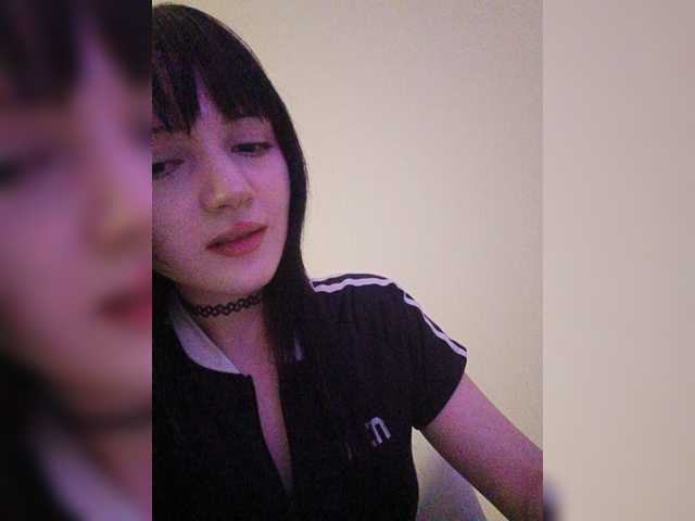 KRISTARI live cam on BongaCams