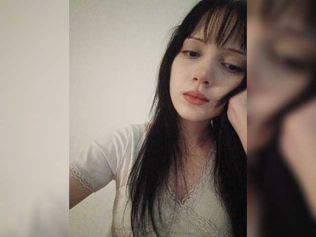KRISTARI live webcam show