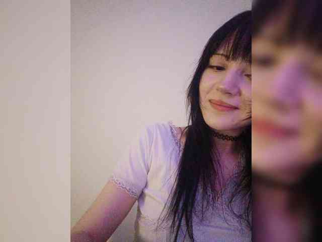 KRISTARI Live Webcam on BongaCams