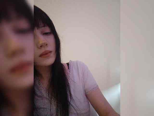 KRISTARI Live Webcam on BongaCams