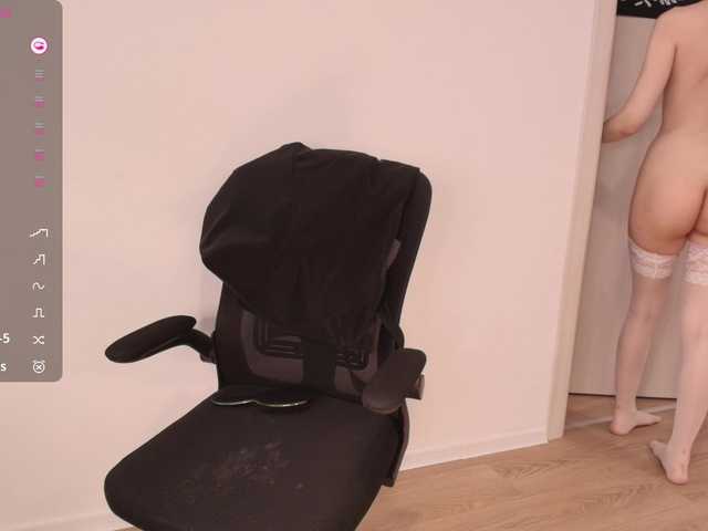 MsMelania live cam on BongaCams