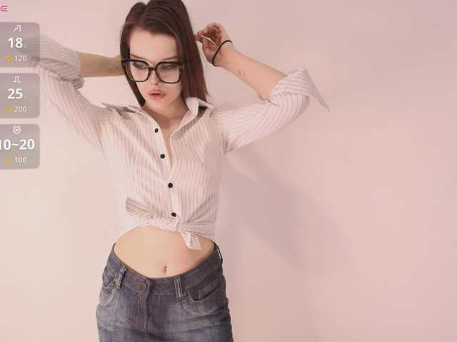 MsMelania live cam on BongaCams