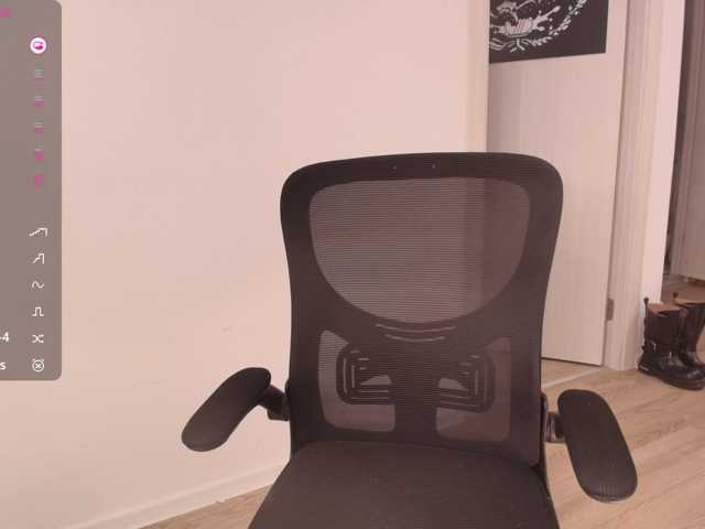 MsMelania live cam on BongaCams
