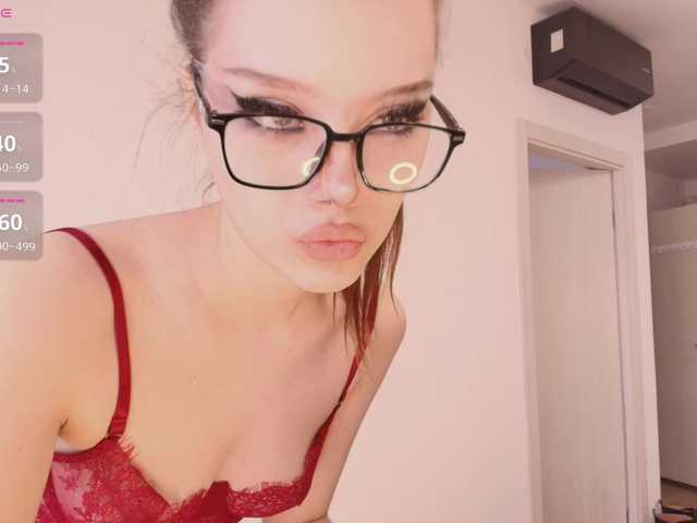 MsMelania live cam on BongaCams