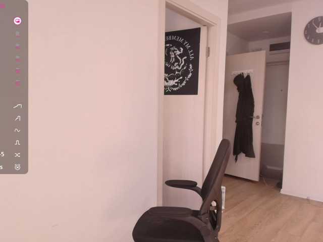MsMelania live cam on BongaCams