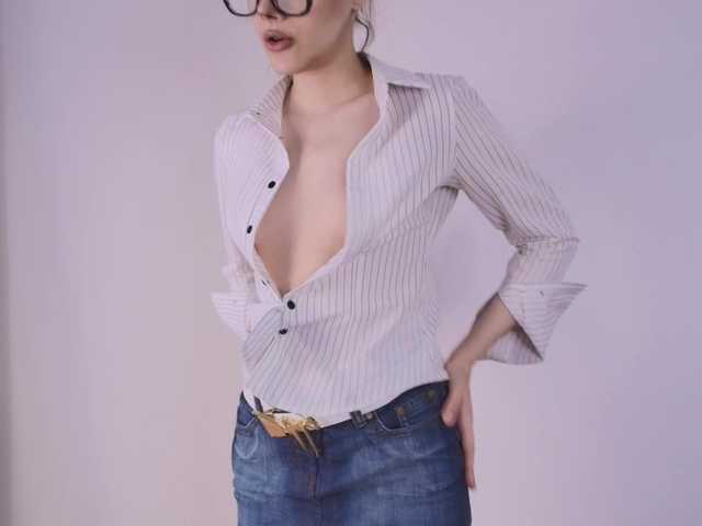 MsMelania live cam on BongaCams