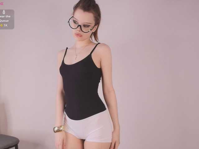 MsMelania live cam on BongaCams