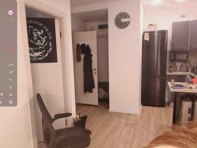 MsMelania live cam preview