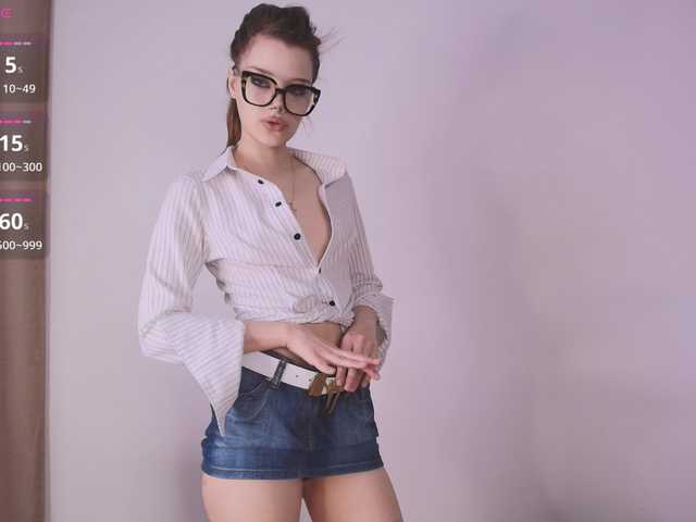 MsMelania live cam on BongaCams