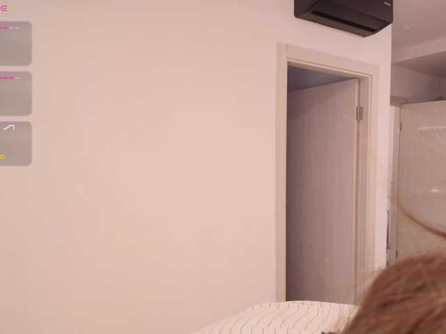 MsMelania live cam on BongaCams